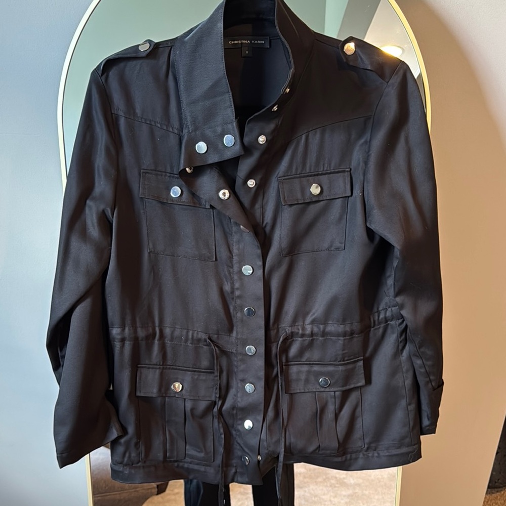 Woman’s Convertible Cargo Black Jacket